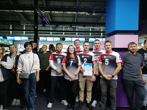 команда с грамотой.jpg